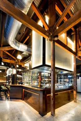 2017 burnt ends kitchen  bar 010