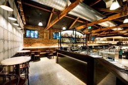 2017 burnt ends kitchen  bar 017